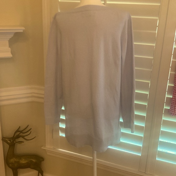 Loft Sweater - Picture 3 of 9